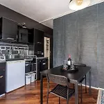 - Coastal Comfort With Outdoor Lounge - Wifi 테기세